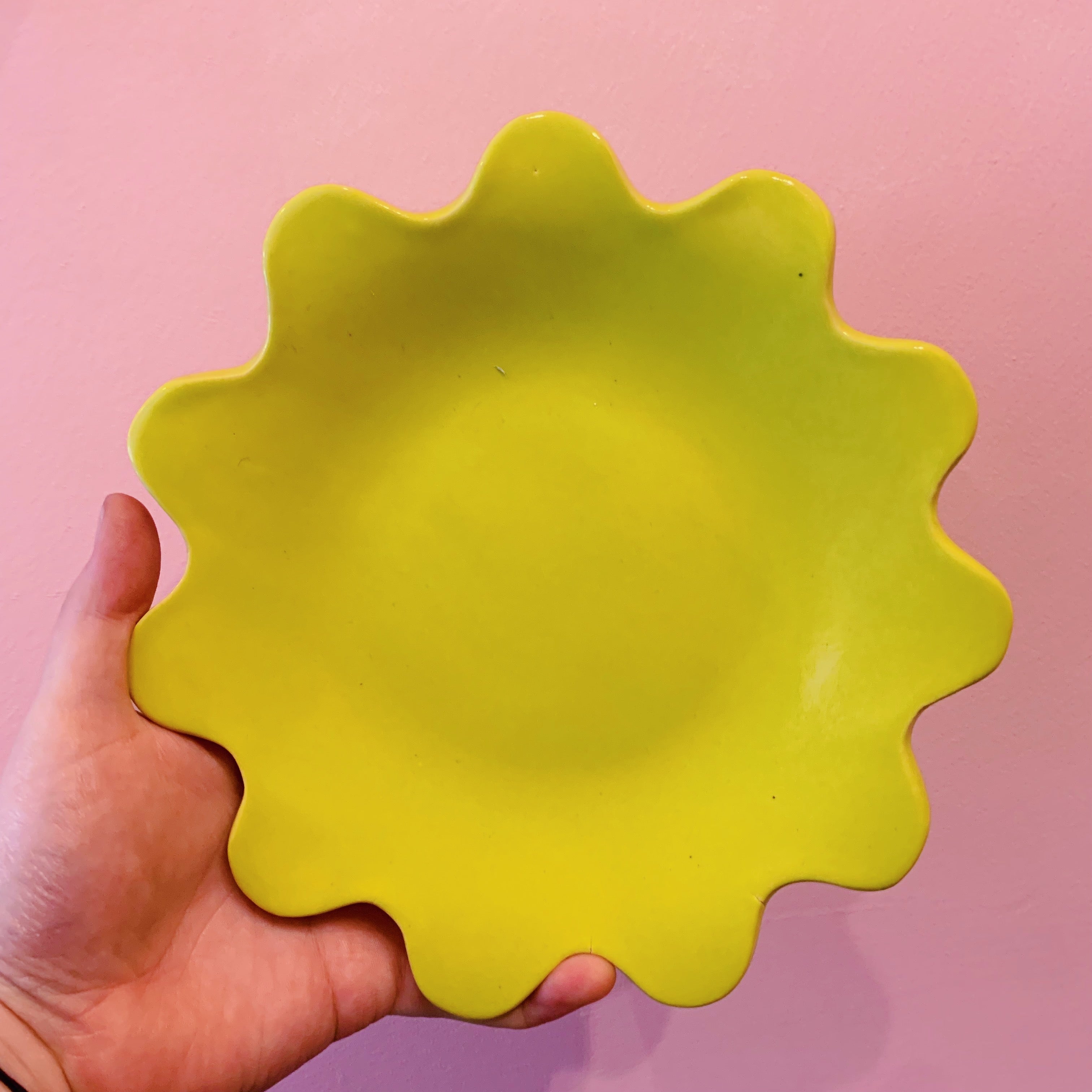 CHARTREUSE SQUIGGLE PLATE