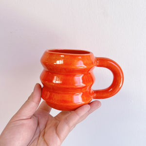 CHERRY ZIGZAG MUG