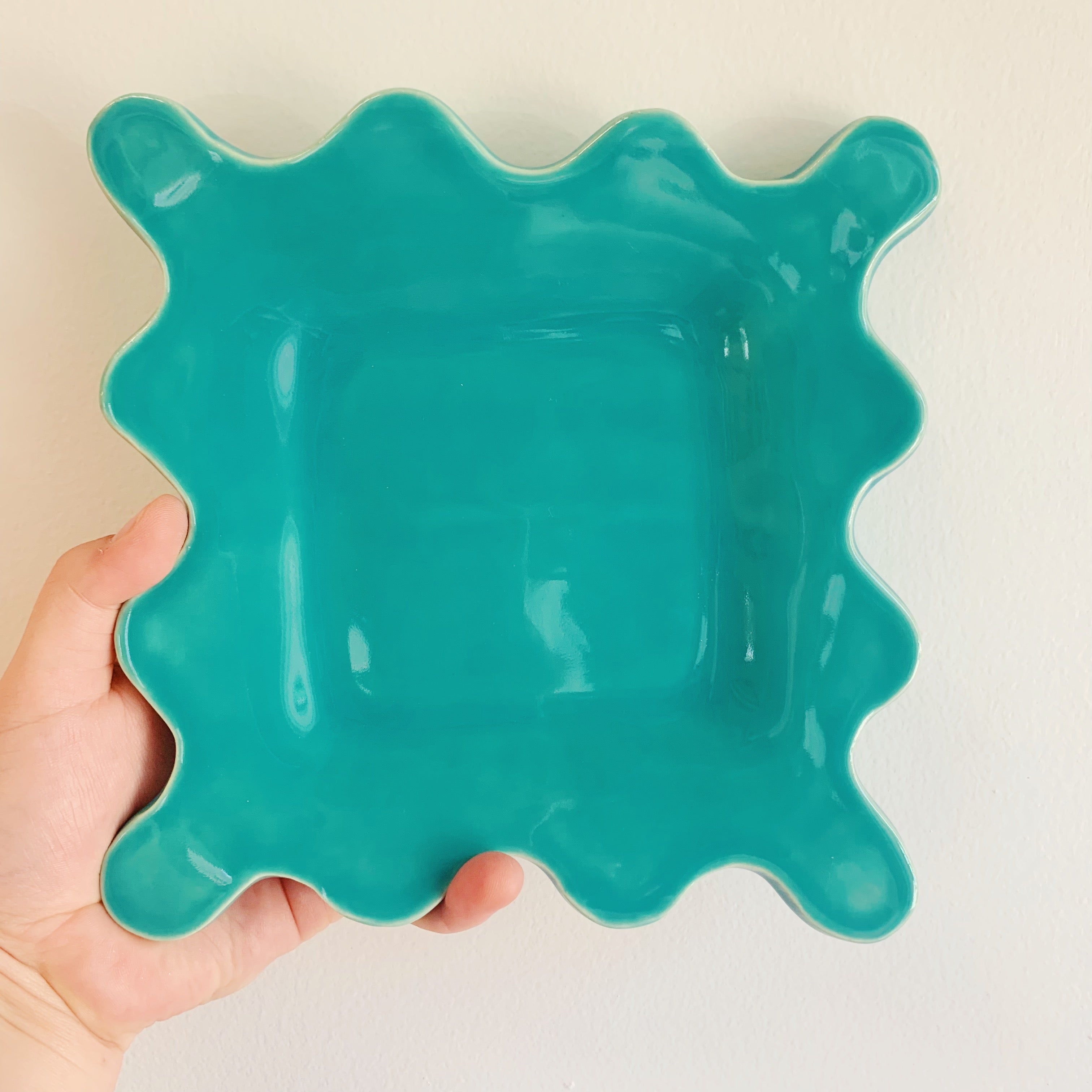 JADE SQUARE SQUIGGLE PLATE
