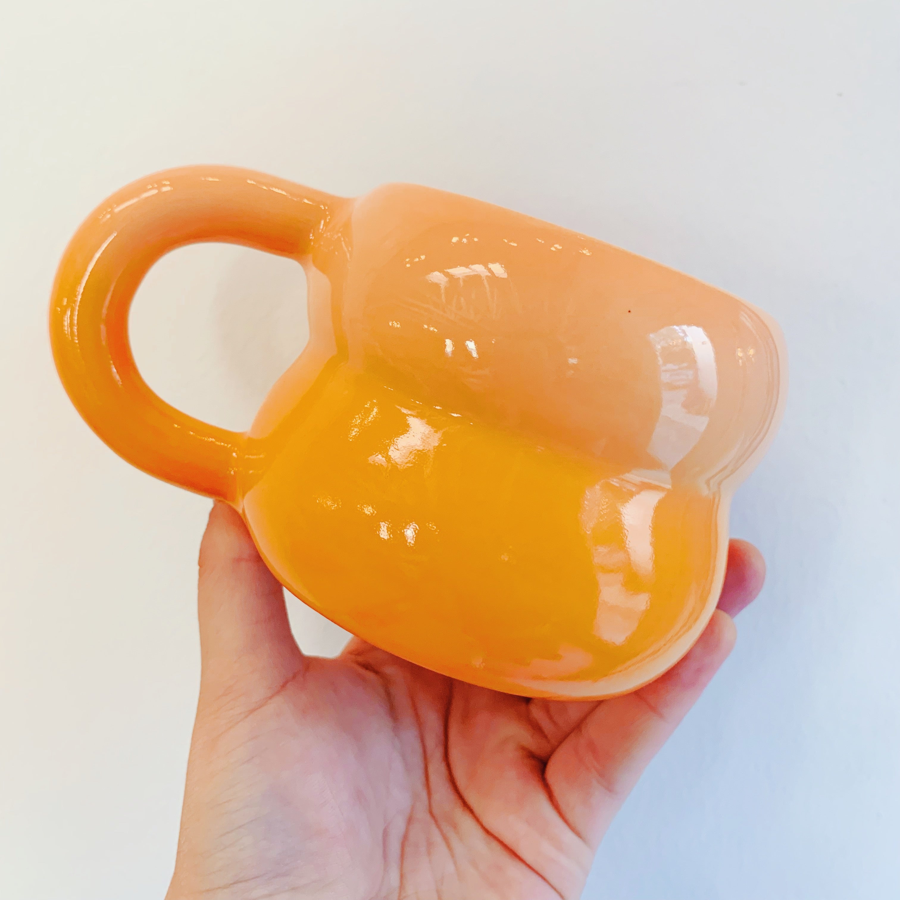 PEACH MANGO VENUS MUG