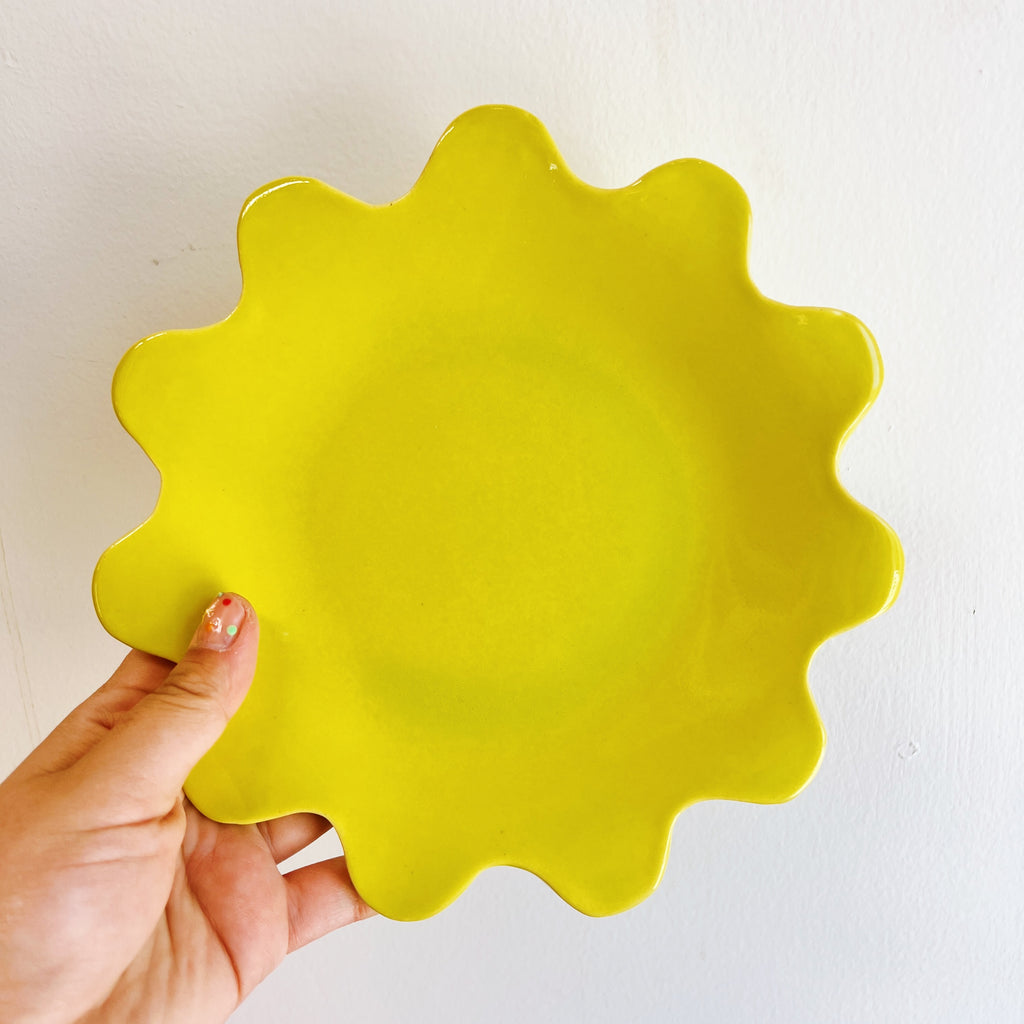 CHARTREUSE SQUIGGLE PLATE