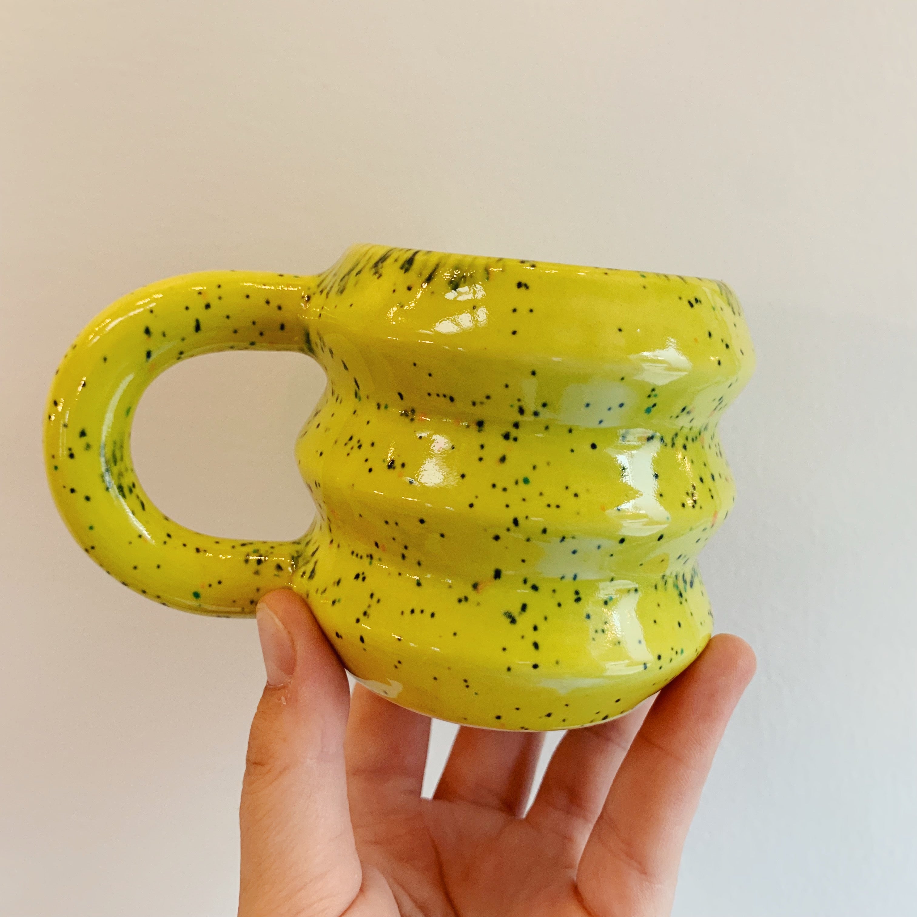 POLLEN ZIGZAG MUG