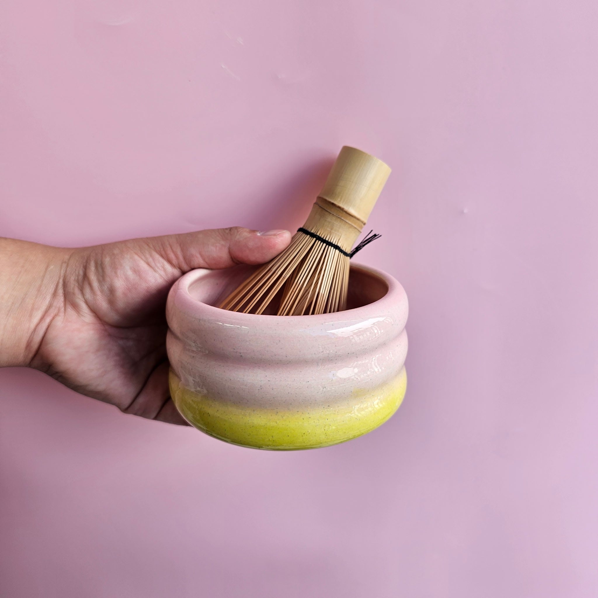 OMBRÉ BLOOM BUBBLE MATCHA BOWL!