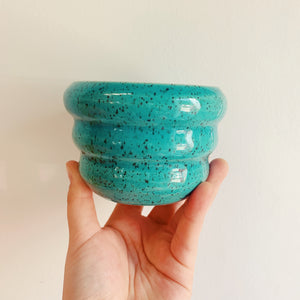 JADE SPECKLED WAVY CUP