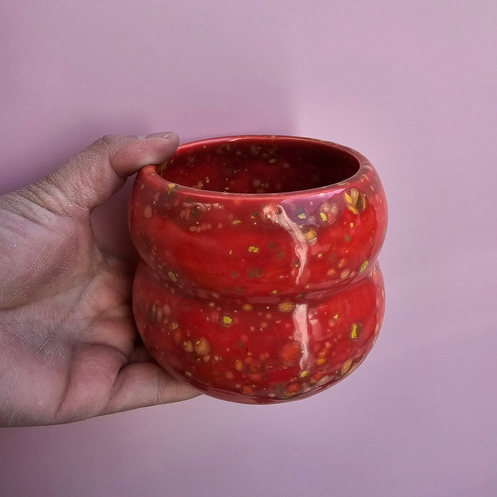 SALSA VENUS MUG SIZED PLANTER