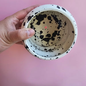 MOO JUMBO MUG SIZED ZIGZAG PLANTER
