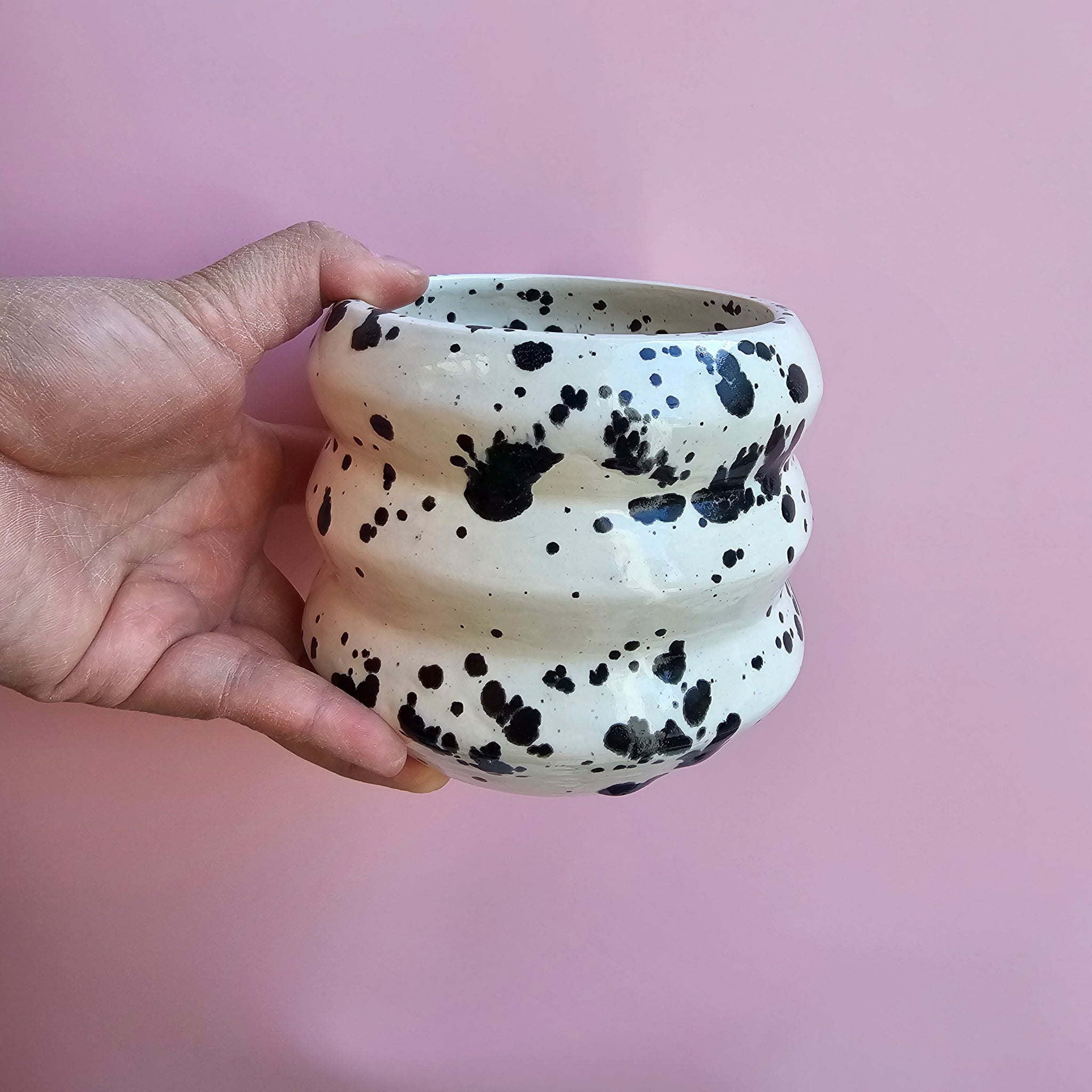 MOO JUMBO MUG SIZED ZIGZAG PLANTER