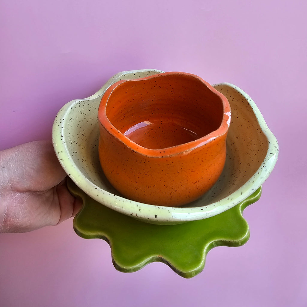 DAFFODIL CUP, BOWL & PLATE SET