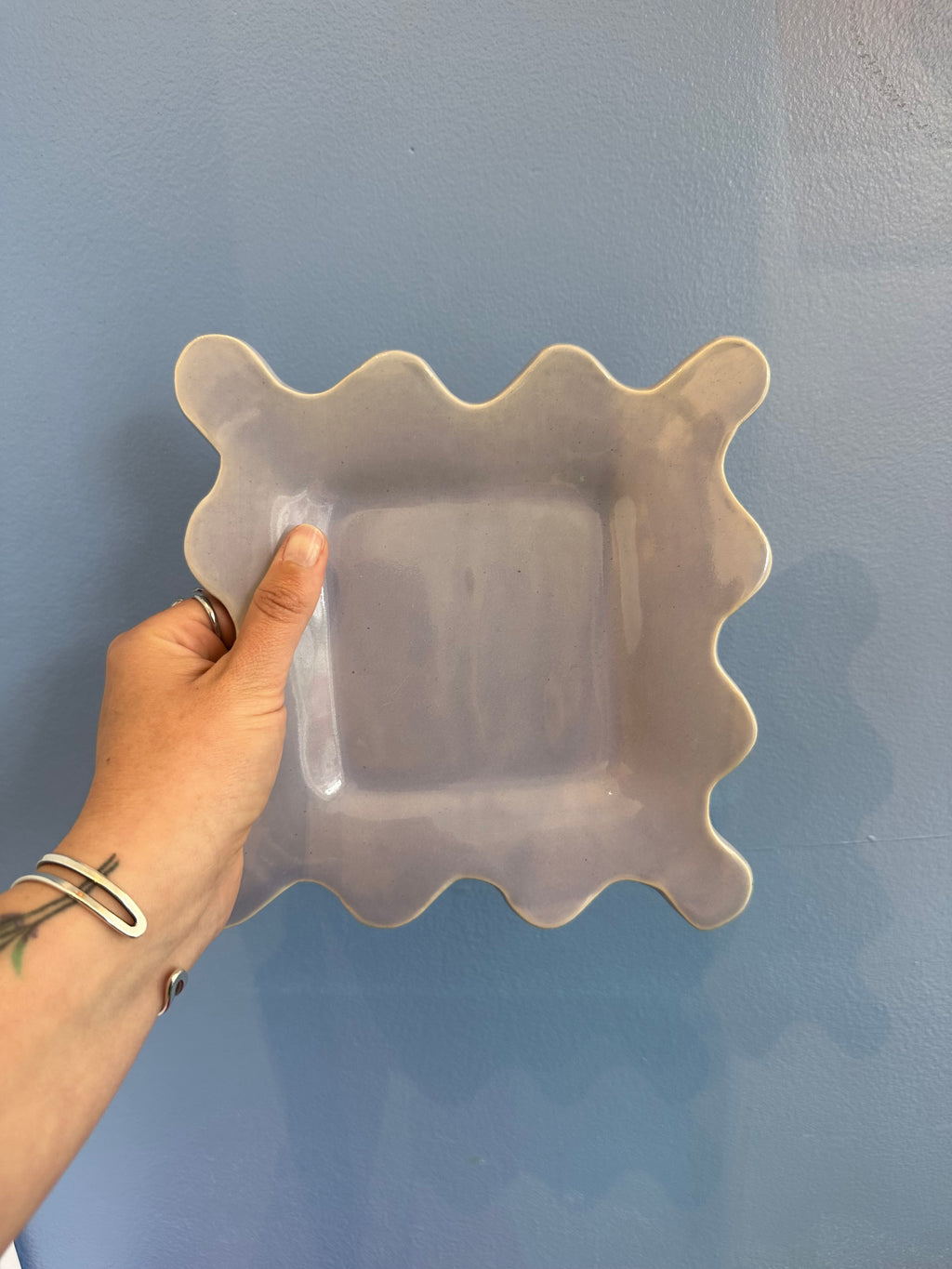LAVENDER SQUARE SQUIGGLES PLATE!