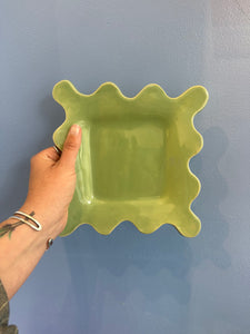 MOSS SQUARE SQUIGGLES PLATE!