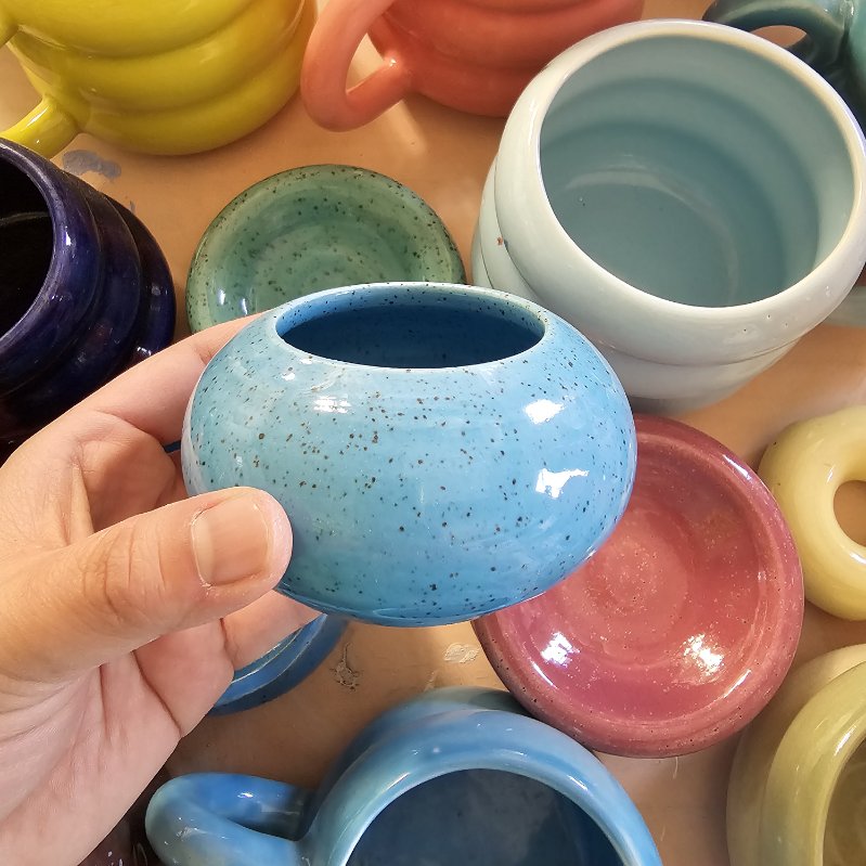 *SECONDS* TROPICAL SPECKLED BUBBLE BUDVASE!