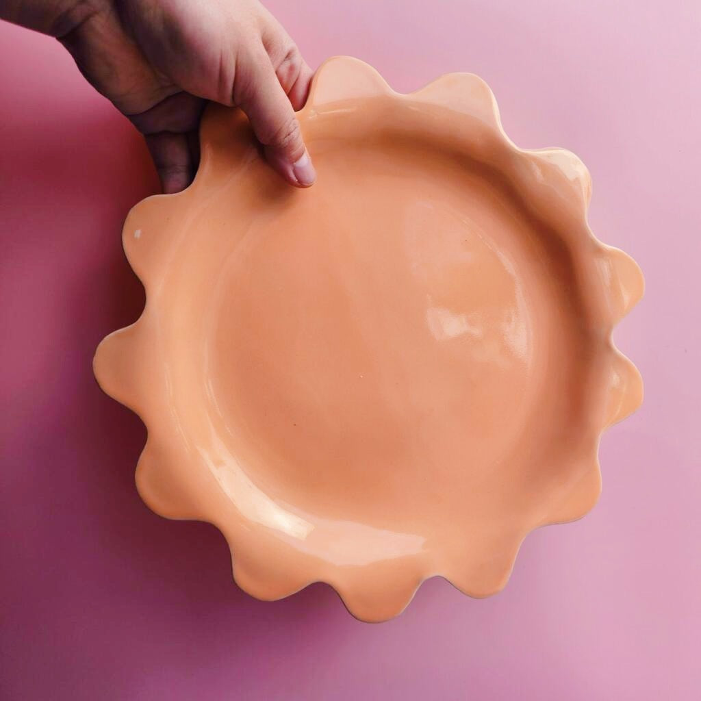 PEACHY SQUIGGLE DINNER PLATE