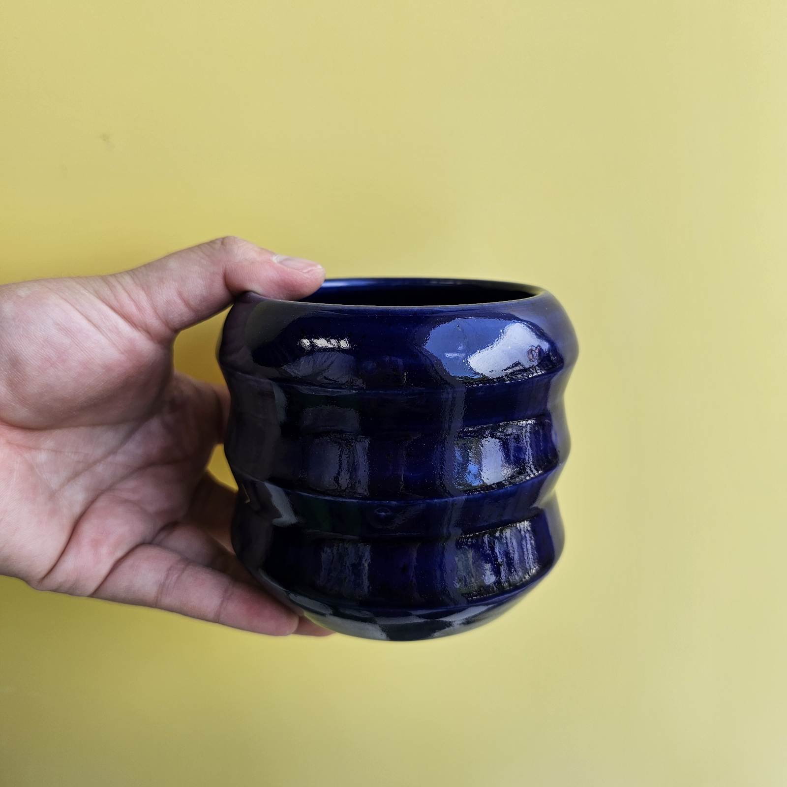 BLUE GLASS ZIGZAG CUP!