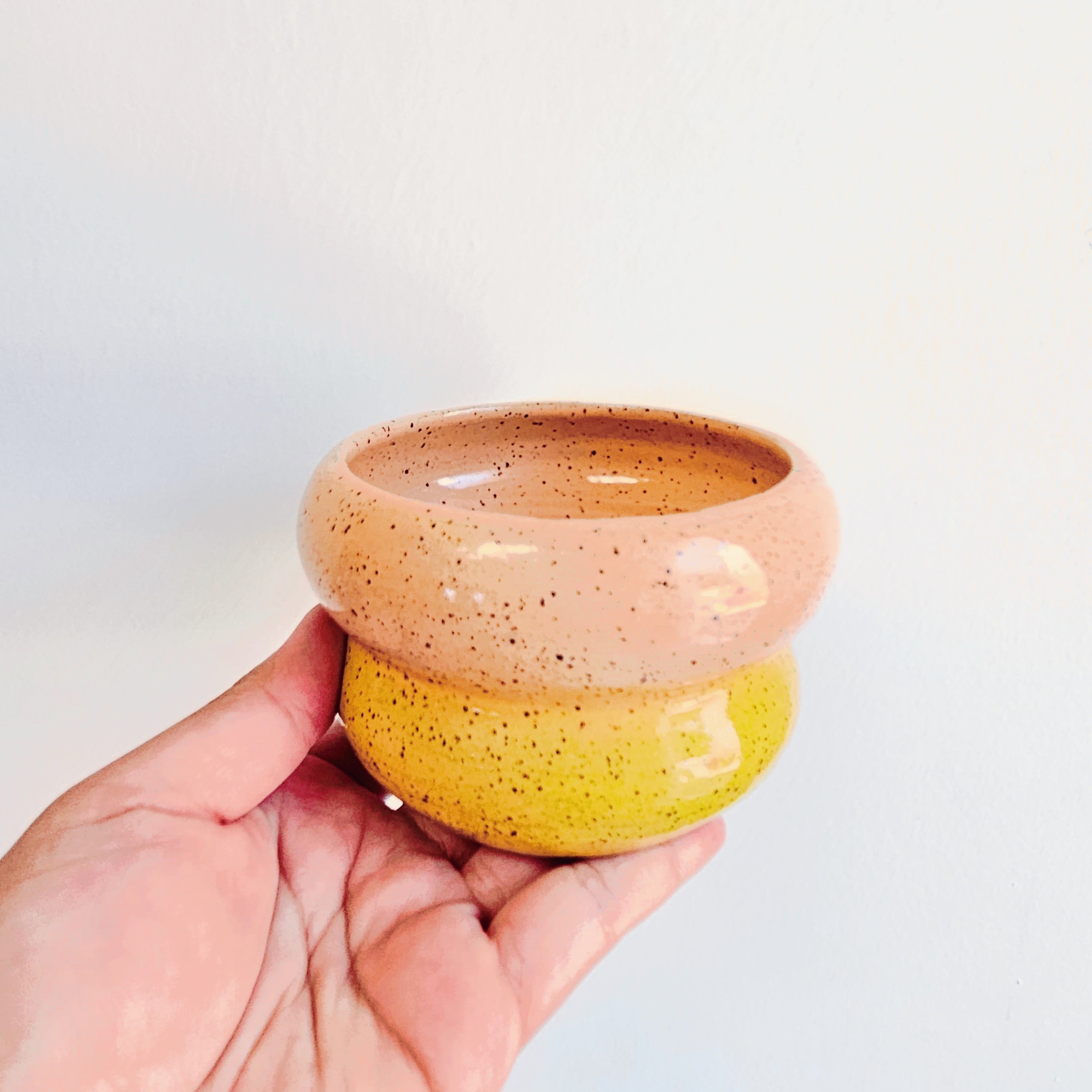 PEACH MANGO SPECKLED WAVY CUP