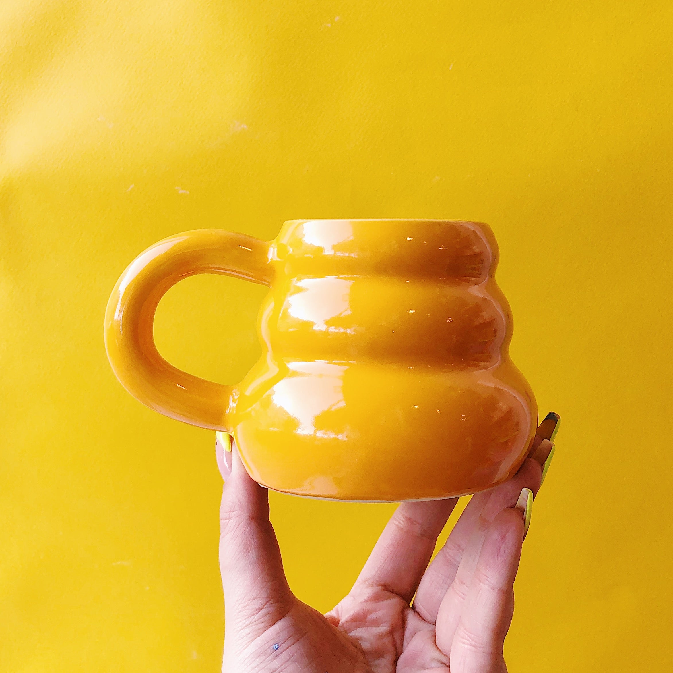 MANGO CHUBBY MUG